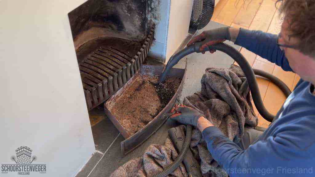 Prijs schoorsteenvegen Friesland schouw reinigen Prijs schoorsteenvegen Friesland schouw reinigen